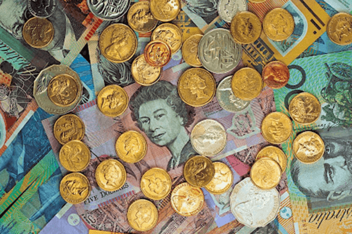 Australian cash and coins scattered