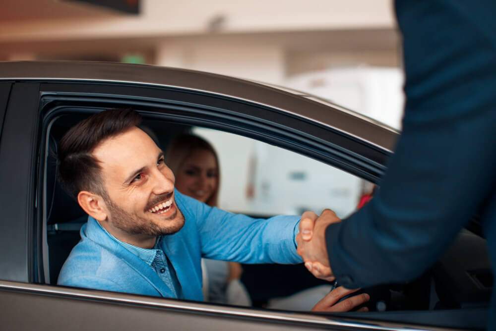 Man makes deal with cheaper car insurance