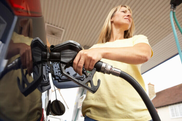 Motorists warned to expect an Easter fuel price spike | Compare the Market