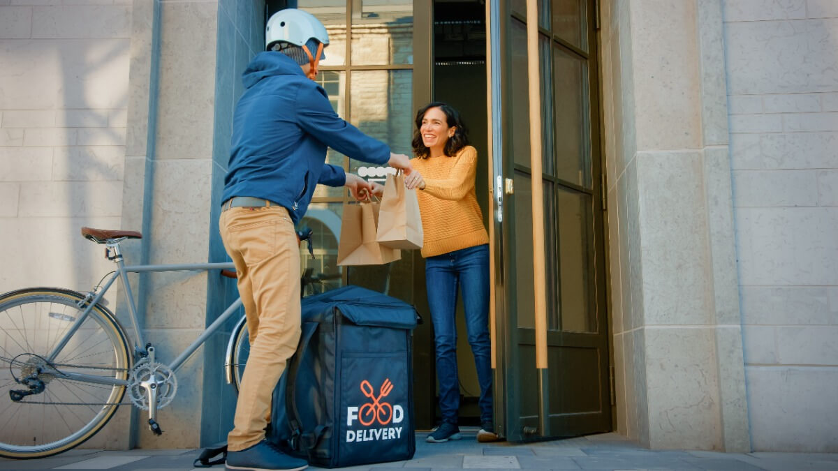 woman ordering food delivery