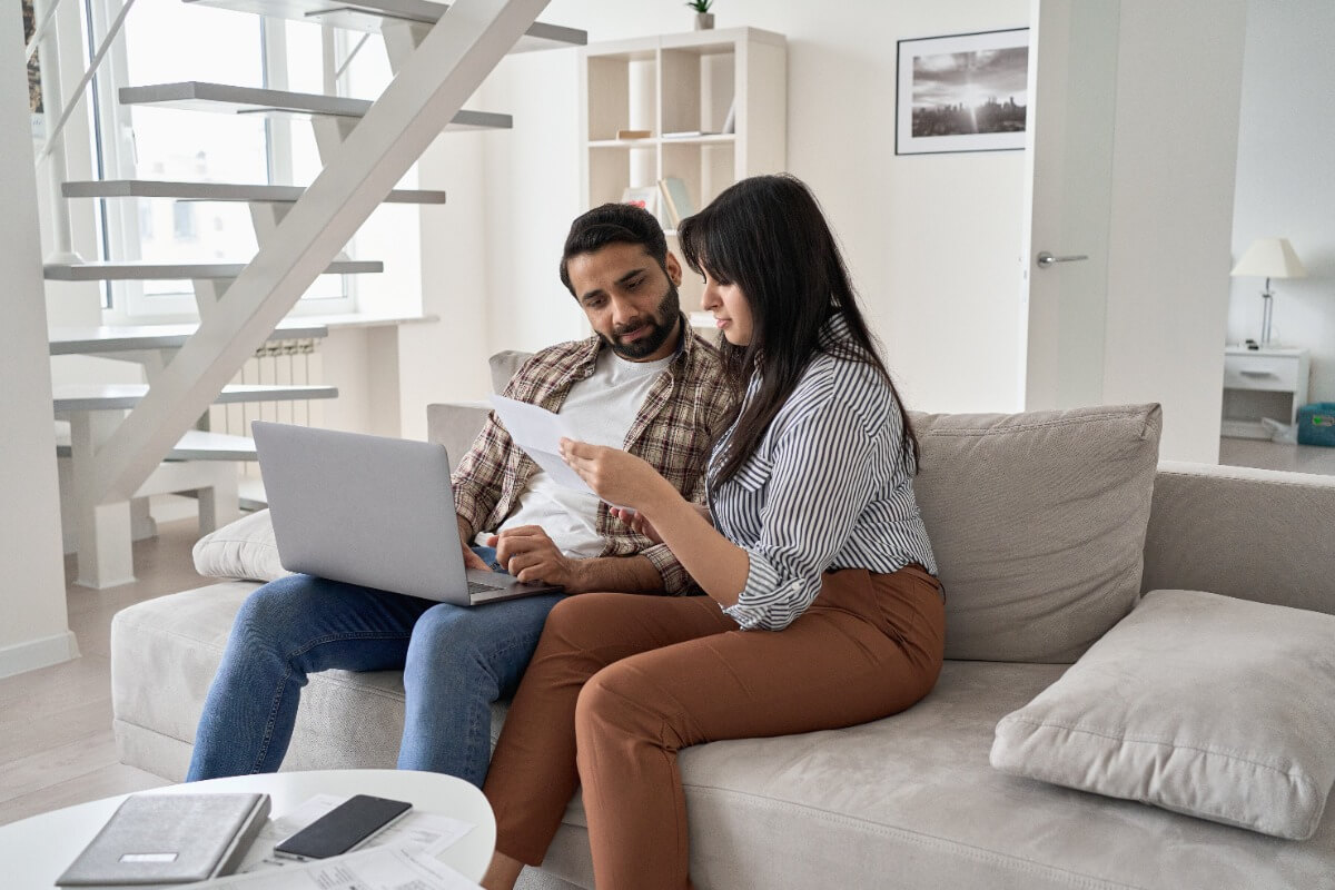 customers with energy bill smoothing